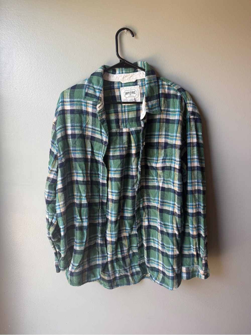 American Eagle Plaid Flannel Button-Up Shirt Green Blue